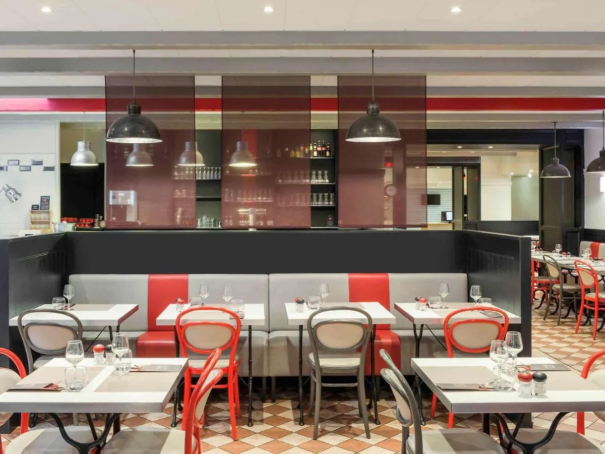 Ibis Paris La Defense Esplanade 3*