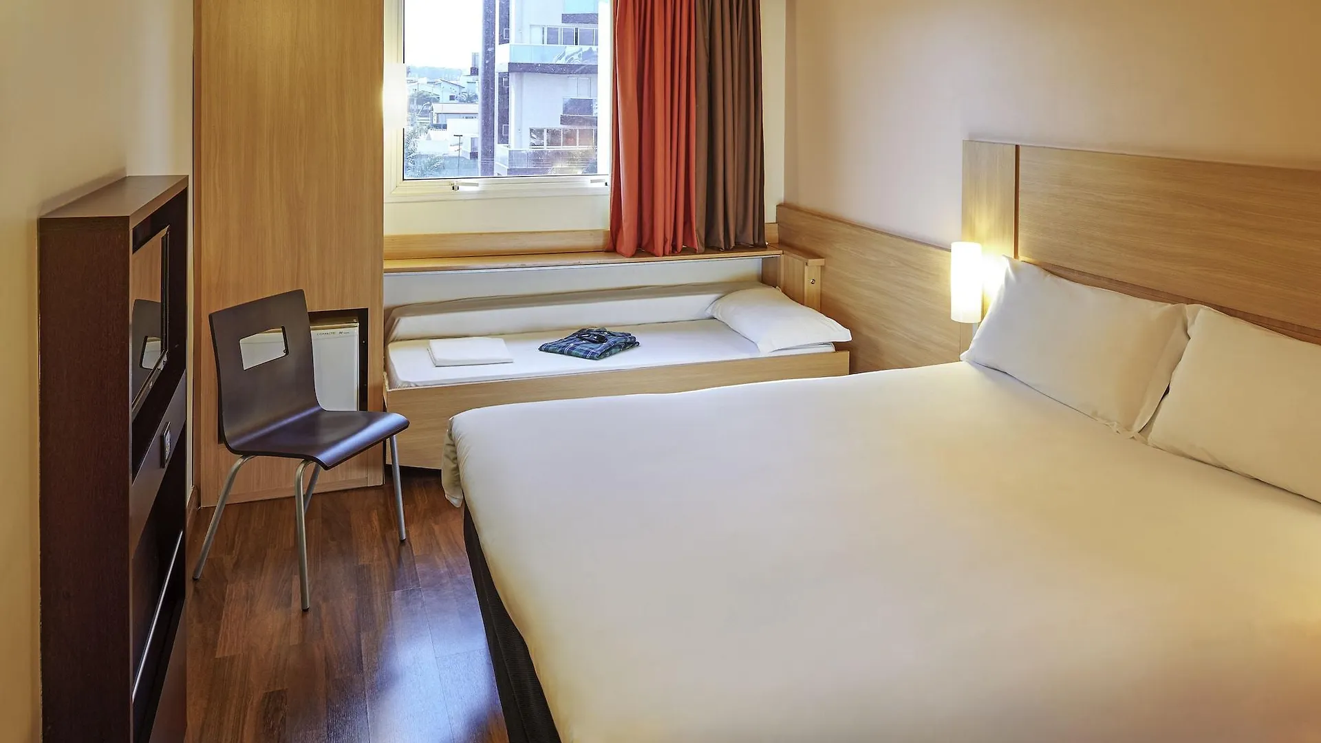 Ibis Paris La Defense Esplanade Courbevoie