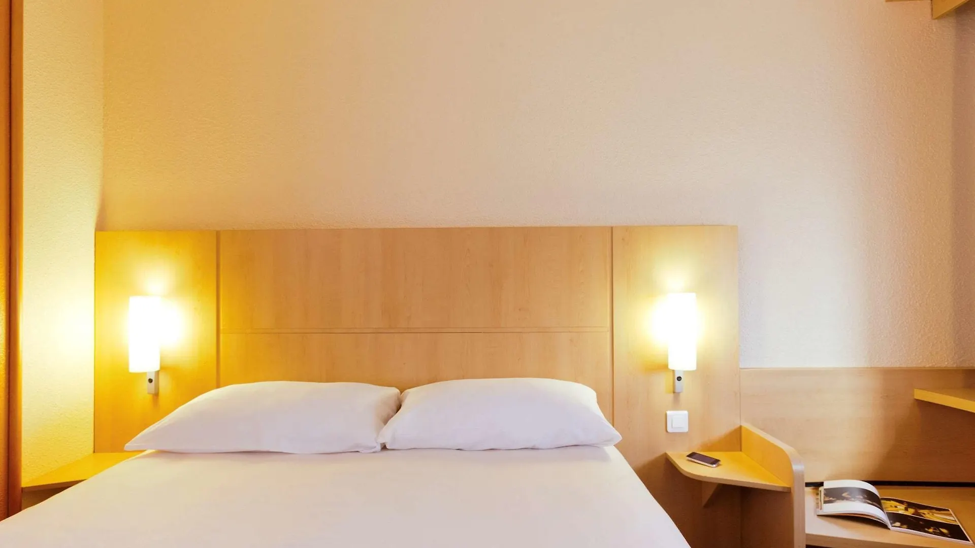 Ibis Paris La Defense Esplanade Hotel Courbevoie