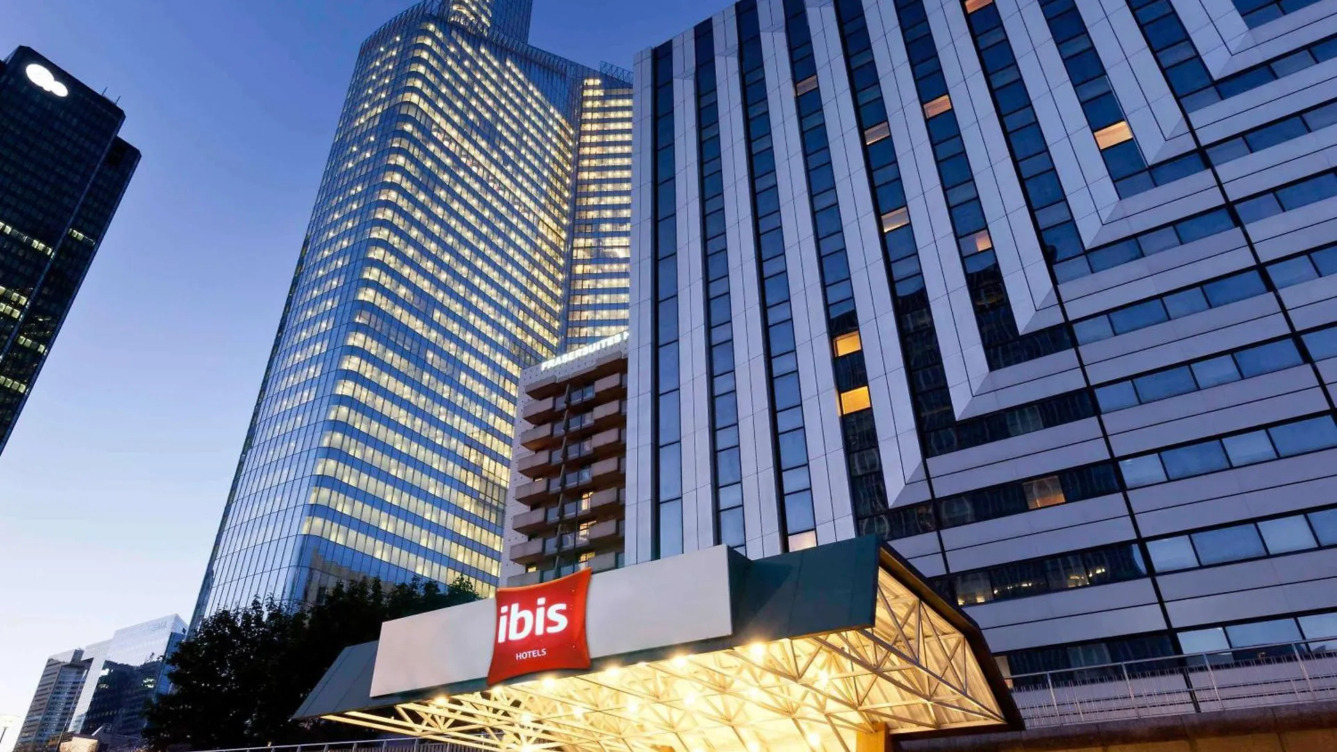 Ibis Paris La Defense Esplanade Courbevoie