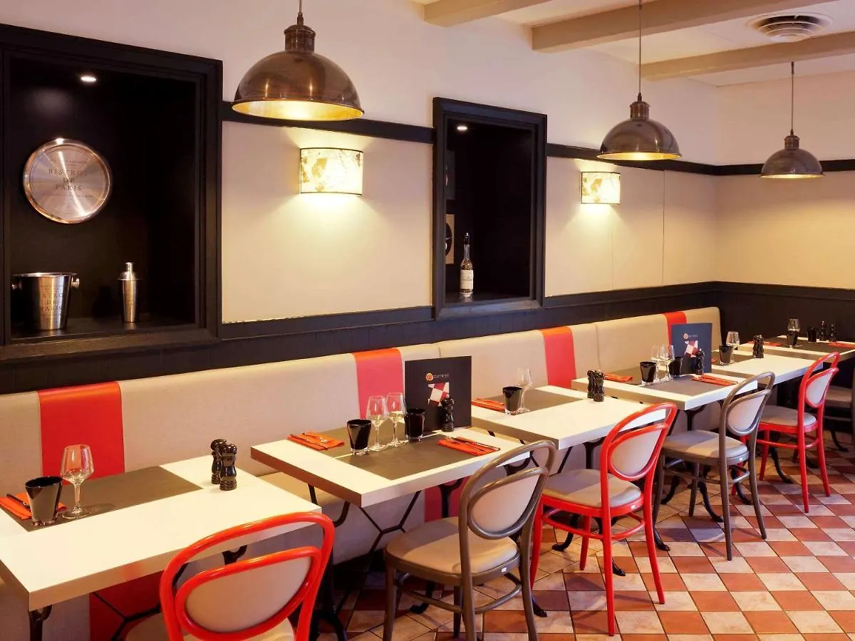 Ibis Paris La Defense Esplanade Hotel 3*